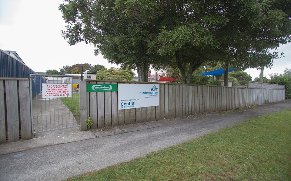 Central-horizontal-6