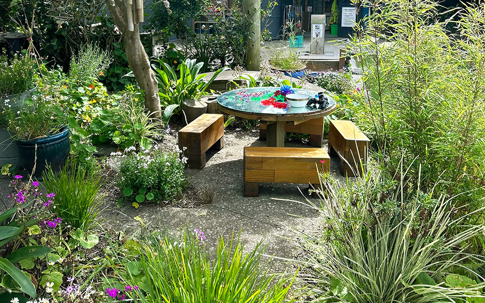 27E7153C-3A66-467C-B9AE-6FC1872906CF