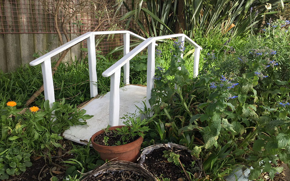 GARDEN BRIDGE